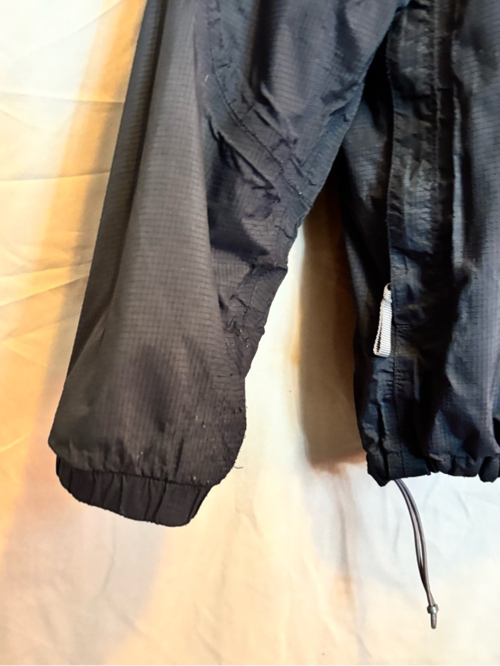The North Face Black Hooded Rain Jacket - Picture 2 of 8